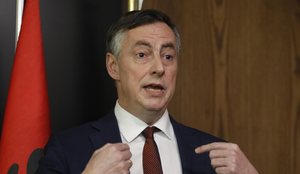 David McAllister: &Ccedil;&euml;shtja e Belinda Balluku  jo vet&euml;m