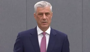 Hashim Tha&ccedil;i: &Euml;sht&euml; vet&euml;m nj&euml; e v&euml;rtet&euml;,