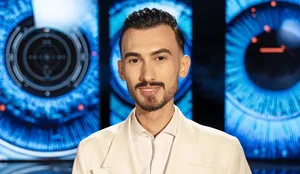 Zarf i Zi n&euml; sht&euml;pin&euml; e Big Brother/ Kristi Lamaj