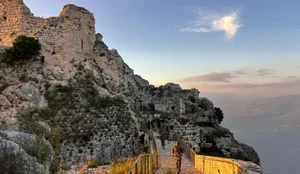 Izraeli pushton K&euml;shtjell&euml;n Beaufort. Zgjeron ofensiv&euml;n