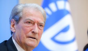 Sali Berisha p&euml;r Zv&euml;rnecin: Mb&euml;shtesim investimet e huaja!