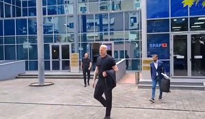 Video/ Igli Tare del nga SPAK-u pas mbi 5 ore marrjesh n&euml; pyetje. Zbardhen