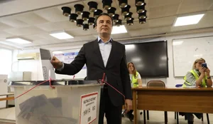 Kosova po voton s&euml;rish. Por a mund t&euml; zgjidh&euml; vota p&euml;r
