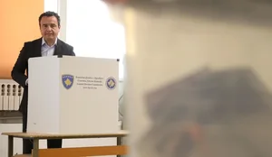 Num&euml;rohen rreth 90 p&euml;r qind t&euml; votave n&euml; Kosov&euml;, VV-ja