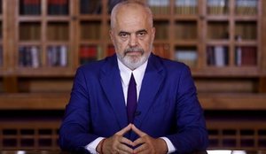Rama i p&euml;rgjigjet Iranit: Qeveria e Ajatalloh&euml;ve t&euml; Teheranit i