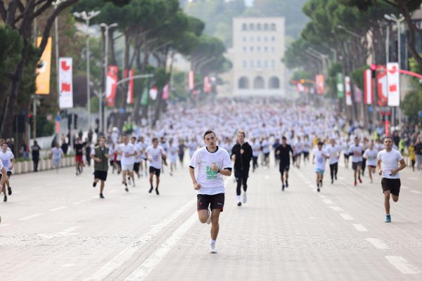 Maratona e Tiranës, ja rrugët e bllokuara të dielën!