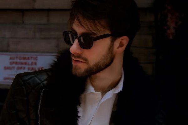 Jurgen Lika, djali i pasarelave të New York-ut!