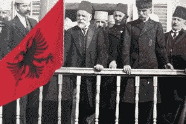 Kush e helmoi Ismail Qemalin? Flet historiani