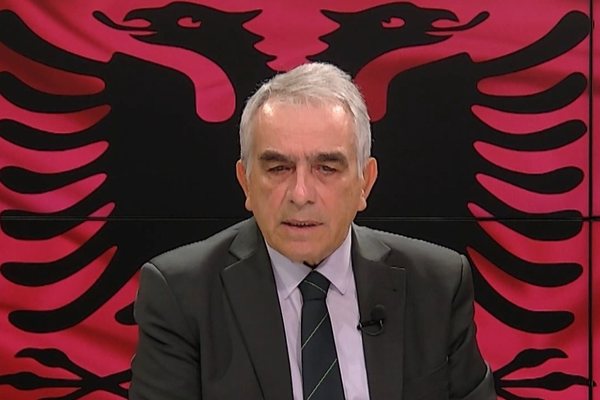 Xhufi: Shqiptarët ndanë bukën e gojës me 25 mijë