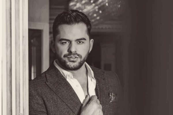 Detajet nga homazhet për Shpat Kasapin. Kur do i jepet lamtumira e fundit!