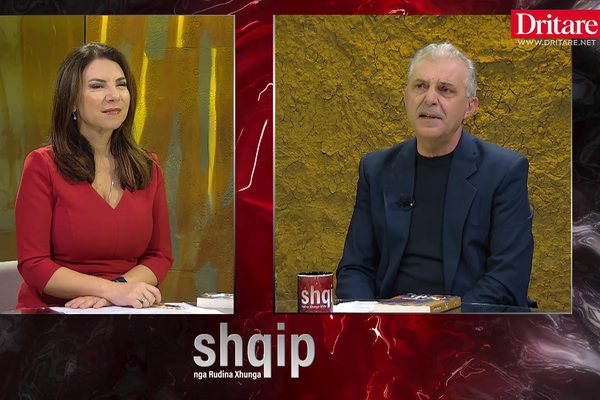 Një shkrimtar në anijen Vlora! Flet Artur Spanjolli!