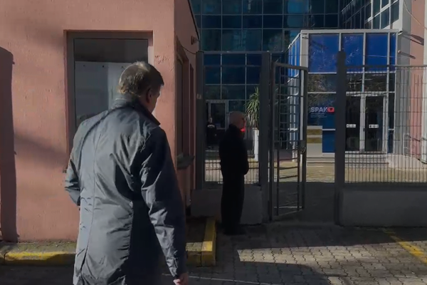 Ish-presidenti Bamir Topi në SPAK, për 21 Janarin