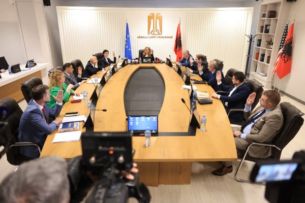 Joni Keta zgjidhet kreu i Byrosë Kombëtare të Hetimit