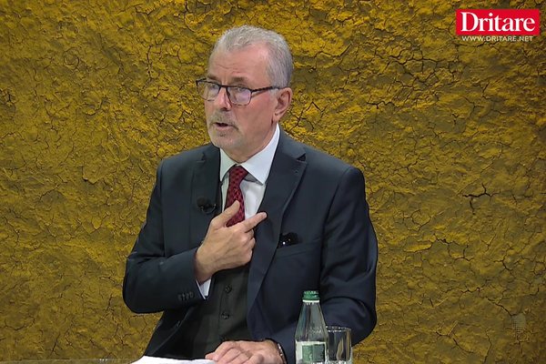 Pse Europa duhet të zgjohet! Flet ish-drejtori i SHISH, Visho Ajazi!