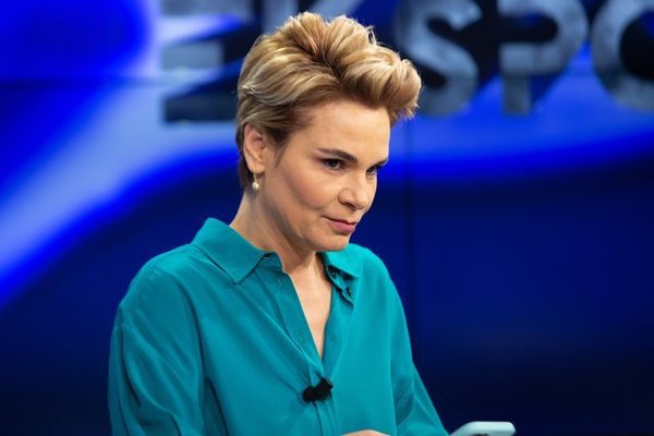 Monika Kryemadhi opinioniste e Big Brother VIP Albania 5!