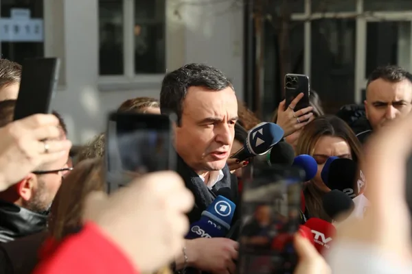 Video/ Kurti u b&euml;n thirrje komisioner&euml;ve: Ruani votat!