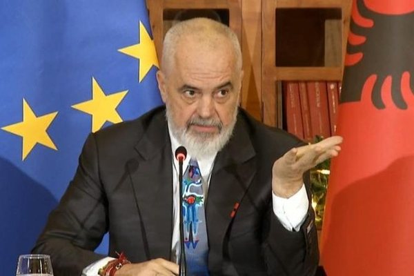 Rama: Akoma nuk e di &ccedil;far&euml; faji ka b&euml;r&euml; Erion Veliaj!