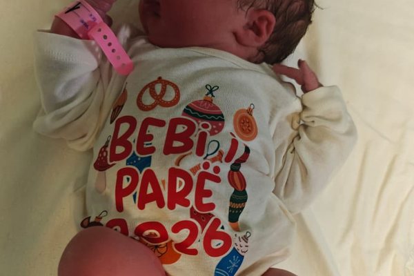 Dy vajza, bebet e para t&euml; vitit 2026