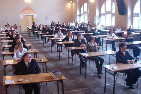 Provimet e Matur&euml;s Shtet&euml;rore! Ja kur hapet periudha e aplikimeve