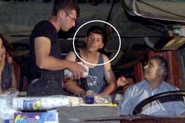 Ja &ccedil;far&euml; i b&euml;n&euml; n&euml; burg Flamur Pislit! Spartak