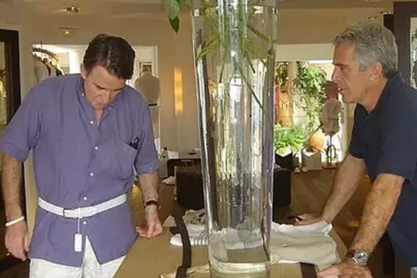 Lidhjet me Epstein, Mandelson jep dor&euml;heqjen nga Partia Laburiste!