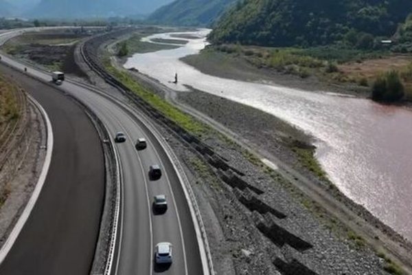 Korridori VIII, pjes&euml; e infrastruktur&euml;s kritike ushtarake t&euml;