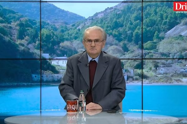 Gryka e Xhehenemit, tunelet sekrete dhe thesari i harruar i Haxhi Alis&euml;. Ju