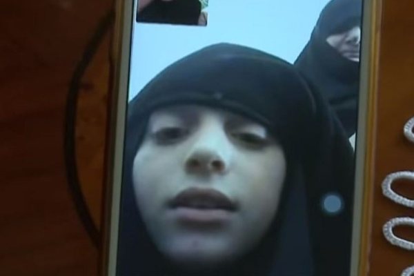 U rr&euml;mbye nga babai, Eva Dumani riatdhesohet pas 12 vitesh nga kampi i