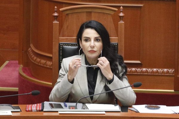 &Ccedil;&euml;shtja Balluku, K&euml;shilli i Imunitetit mblidhet m&euml; 23