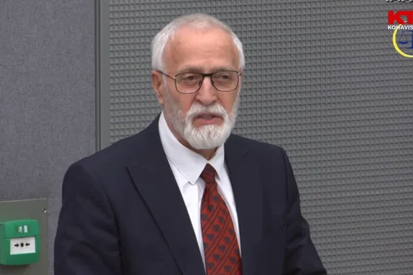 Jakup Krasniqi: N&euml; aktakuz&euml; m&euml; atribuohen role q&euml; nuk i kam