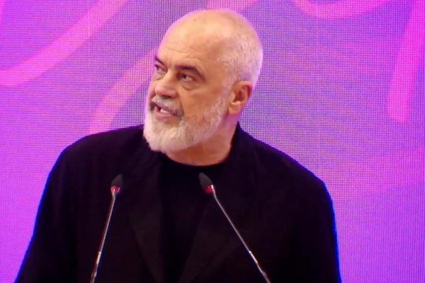 Rama n&euml; Dib&euml;r: PD akuzonte Nanon p&euml;r lidhje me Beogradin, por
