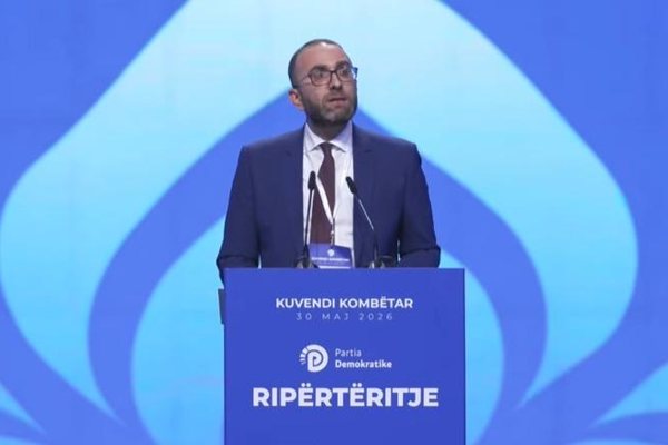 Statuti i ri i PD hyn n&euml; fuqi, Kuvendi miraton ndryshimet!