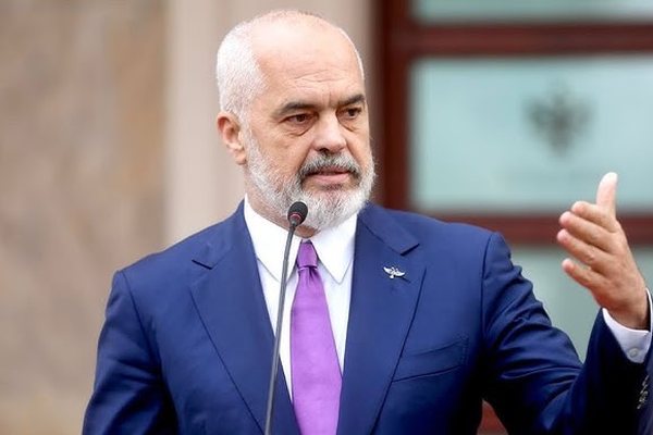 Protestat p&euml;r Zv&euml;rnecin, Rama: S&rsquo;bisedoj me ata q&euml;