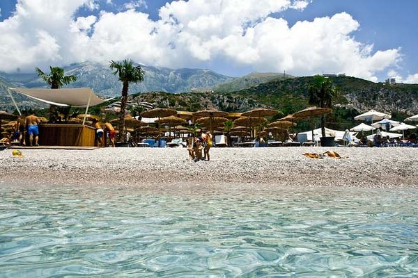 Reality-show m&euml; i famsh&euml;m britanik do t&euml; xhirohet n&euml;