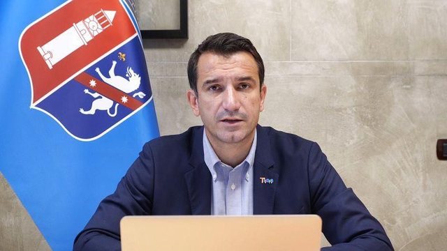 Veliaj dënon sulmin ndaj policisë në Kosovë: Barbari e