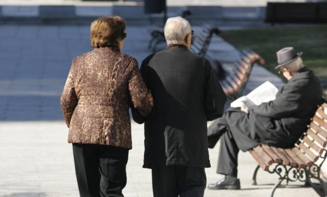 Rama: Mos i gënjeni pensionistët. Nga 1 marsi nis shpërndarja e