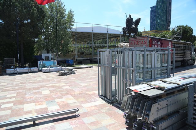 Tirana bëhet gati për Samitin e Komunitetit Politik Evropian!