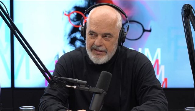 Rama: Në 90' shisja ndonjë pikturë, e blija biletë