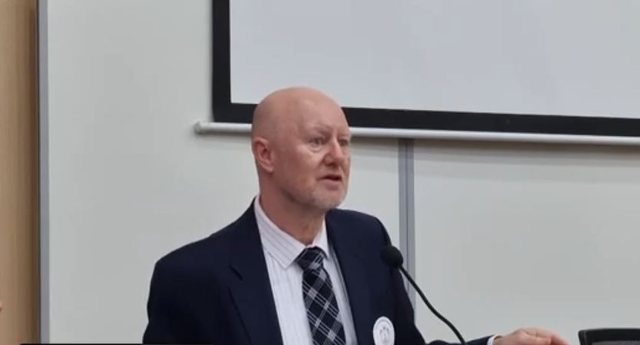 Përfaqësuesi i BE në takim me studentët e Universitetit