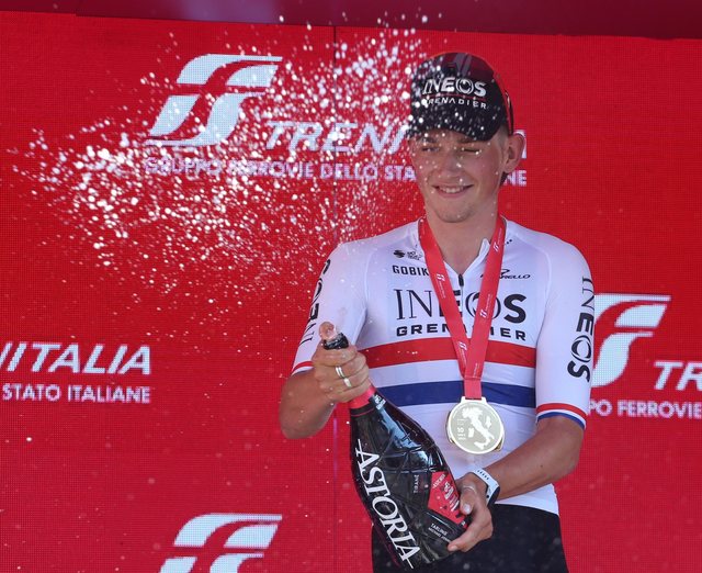 Mbyllet Etapa e Dytë e 'Giro d'Italia' në Tiranë,