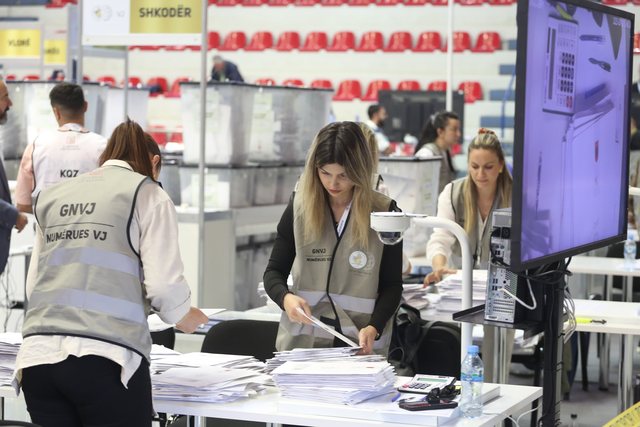 Si ka votuar diaspora deri tani! Ja kush kryeson!