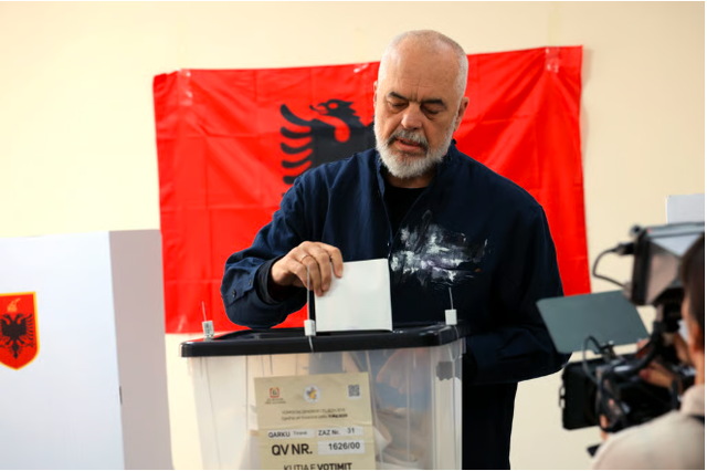 Rama: LaCivita krah Berishës, një komedi që ia vlente ta shihje!