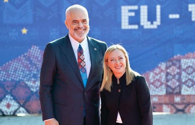 Giorgia Meloni uron Edi Ramën për fitoren