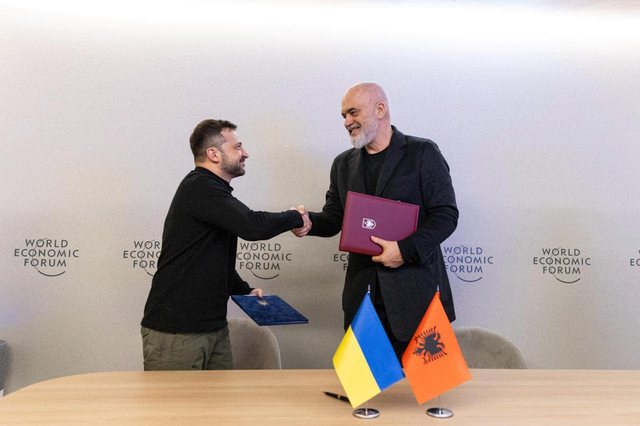 Ja çfarë i shkruan Zelensky, Ramës në urimin e fitores!