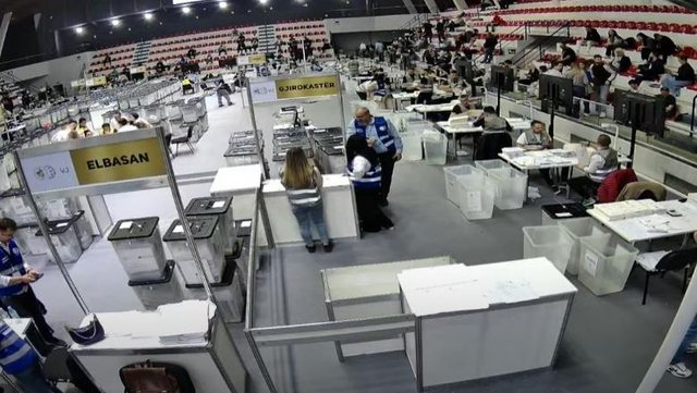 Numërohen mbi 60% e zarfeve nga diaspora. Si ndahen votat!