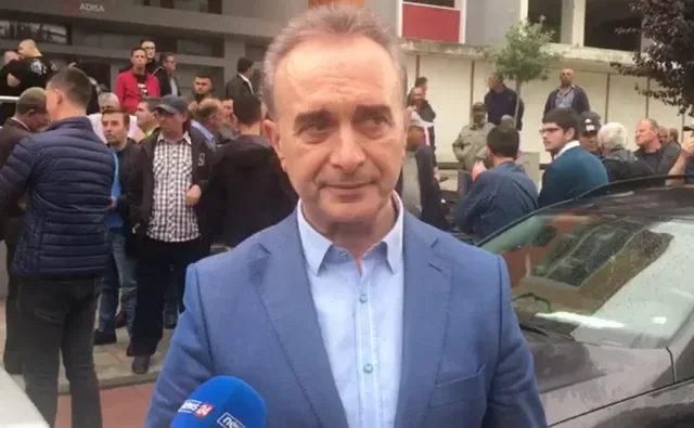 Ndryshe nga Bardhi, Luan Baçi pranon humbjen: Na falni demokratë,