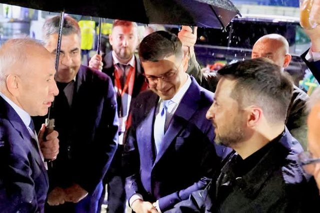 Zelensky mbërrin në Tiranë!