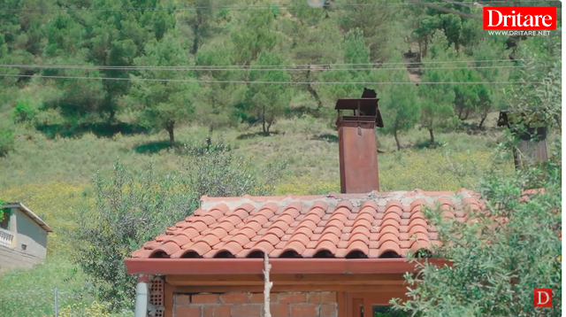 Nuk iku kurrë jashtë sepse gjeti parajsën në Lunxhëri!