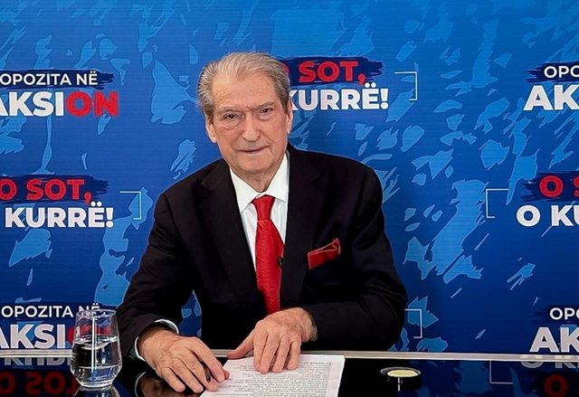 Analisti zbulon arsyet: Ja pse nuk ikën Berisha nga politika!