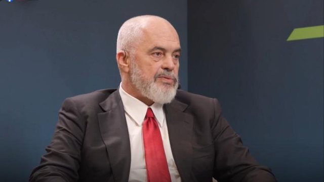 Rama: Unë vizatoj gjatë takimeve, më ndihmon të ruaj